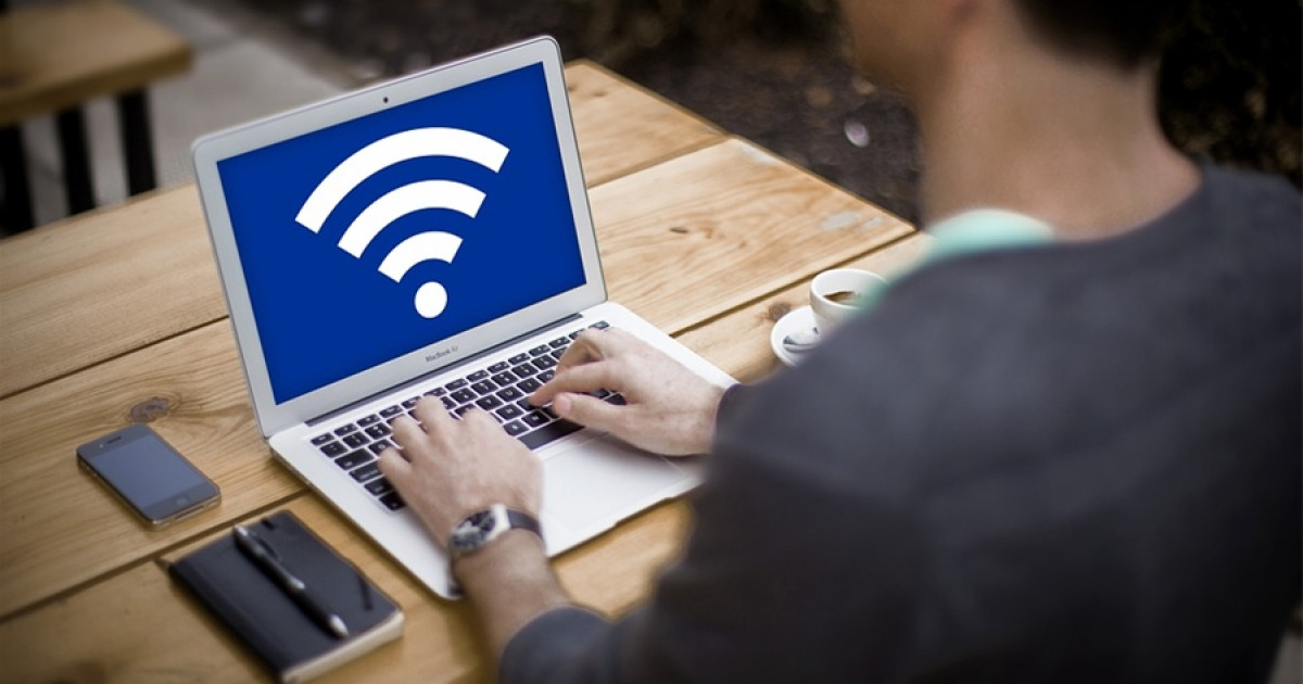 Truy cập vào wifi của quán cafe, quán ăn,... hãy cần cẩn thận